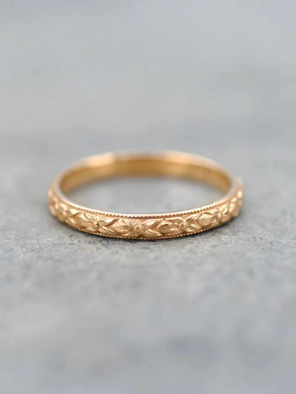 14K Antique Floral Engraved Band - 2.8mm