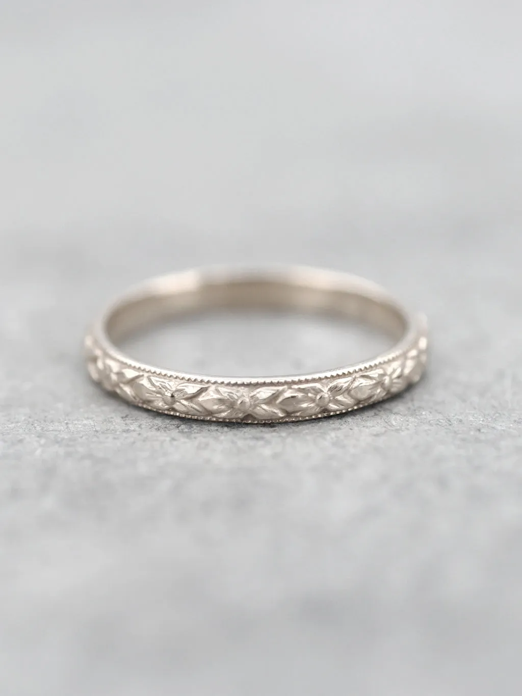 14K Antique Floral Engraved Band - 2.8mm