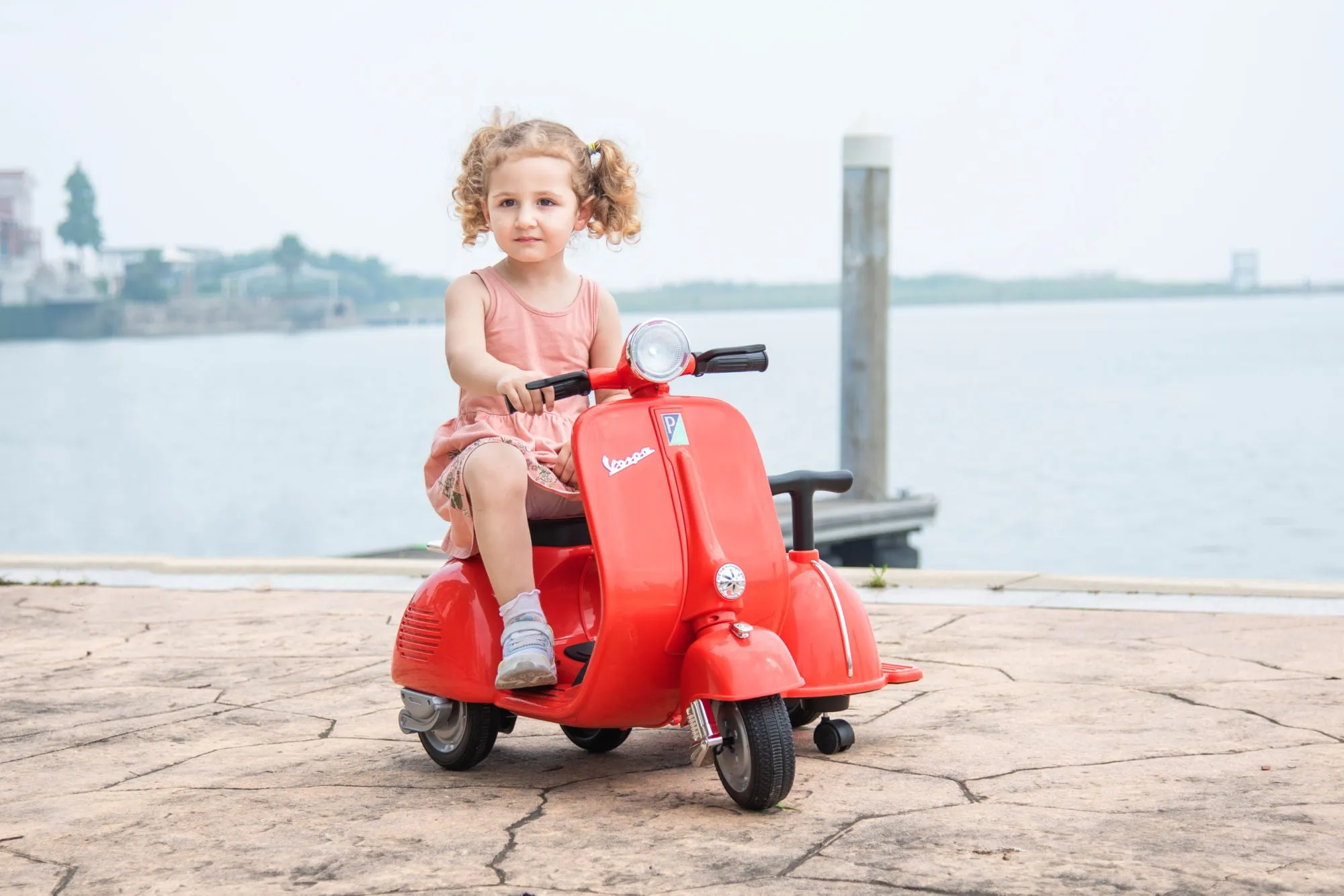 6V LICENSED Vespa Scooter Motorcycle with Side Car for kids, Red