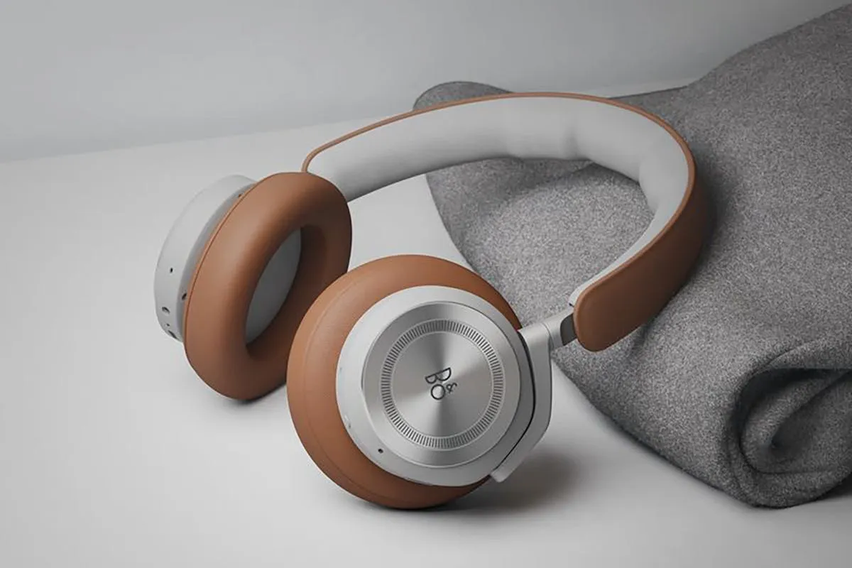 Bang & Olufsen Beoplay HX Over-Ear Wireless Noise Cancelling Headphones | Timber