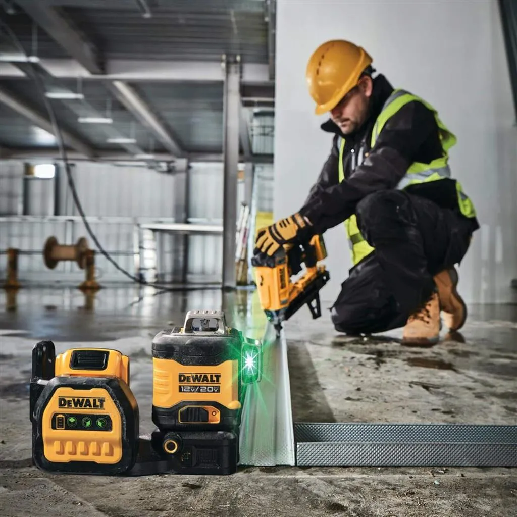 DEWALT DCLE34030G 20-Volt MAX Lithium-Ion Cordless 3-Beam 360-Degree Green Line Laser Kit