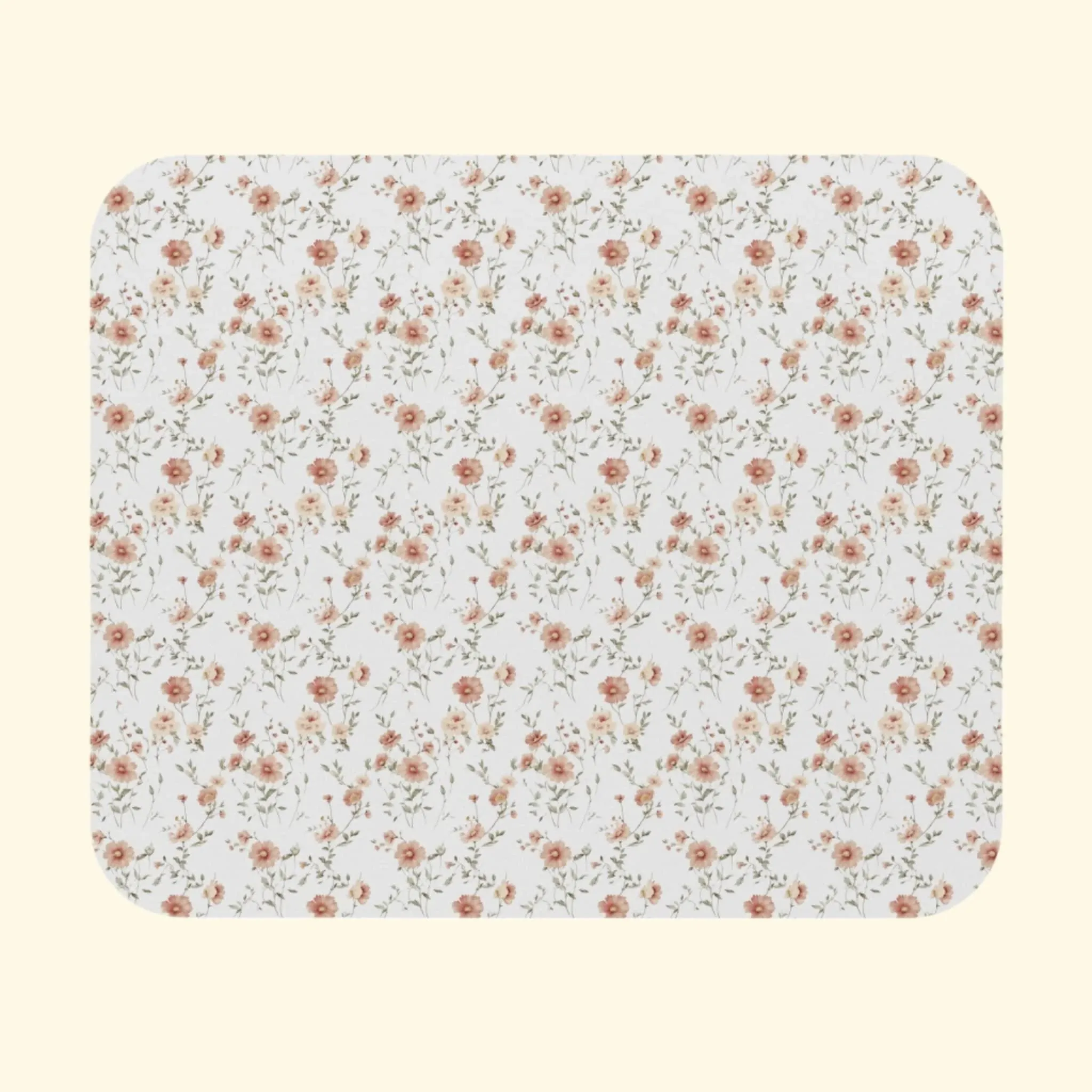 Floral Design Mouse Pad – Elegant Workspace Decor