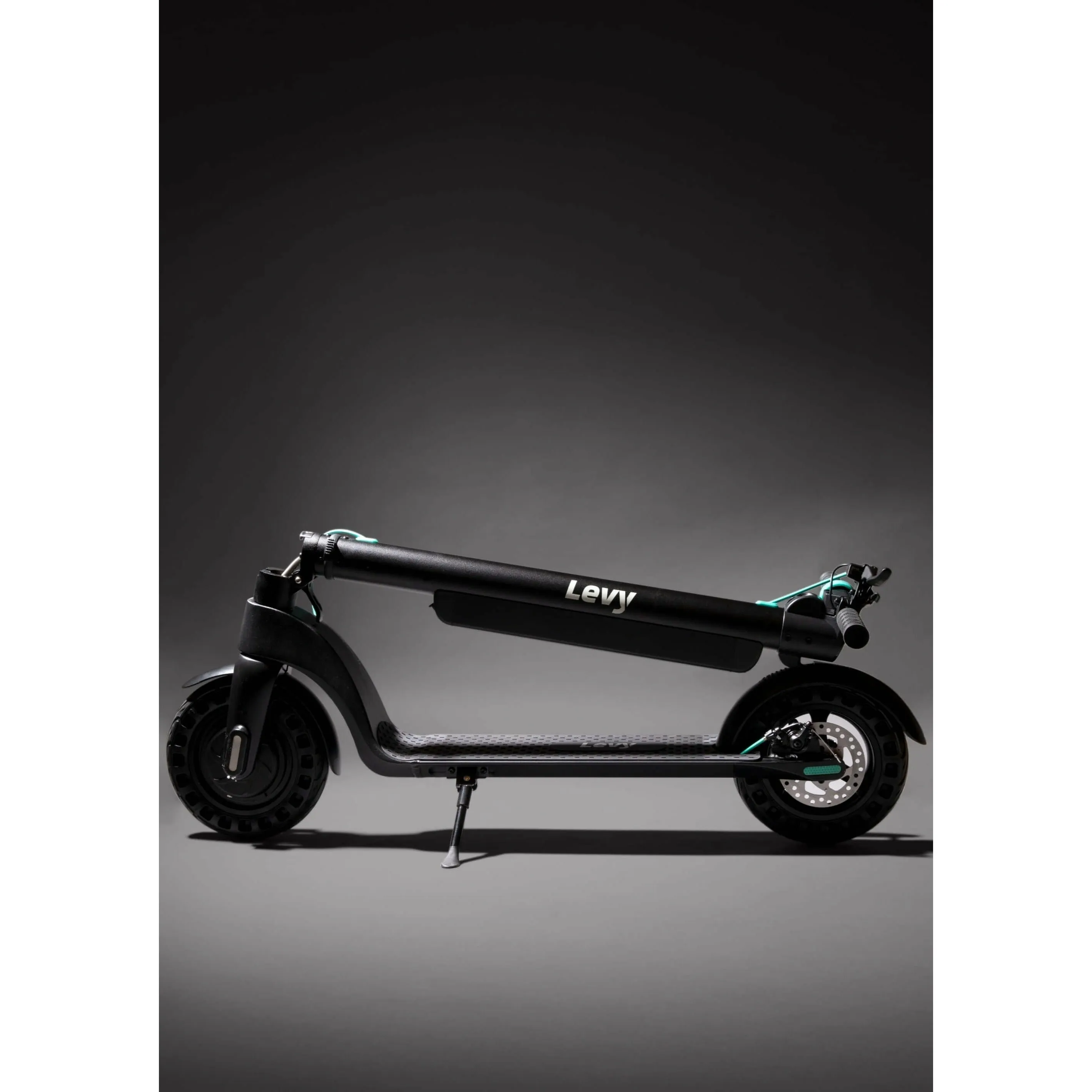 Levy Plus 36V/12.8Ah 350W Folding Electric Scooter