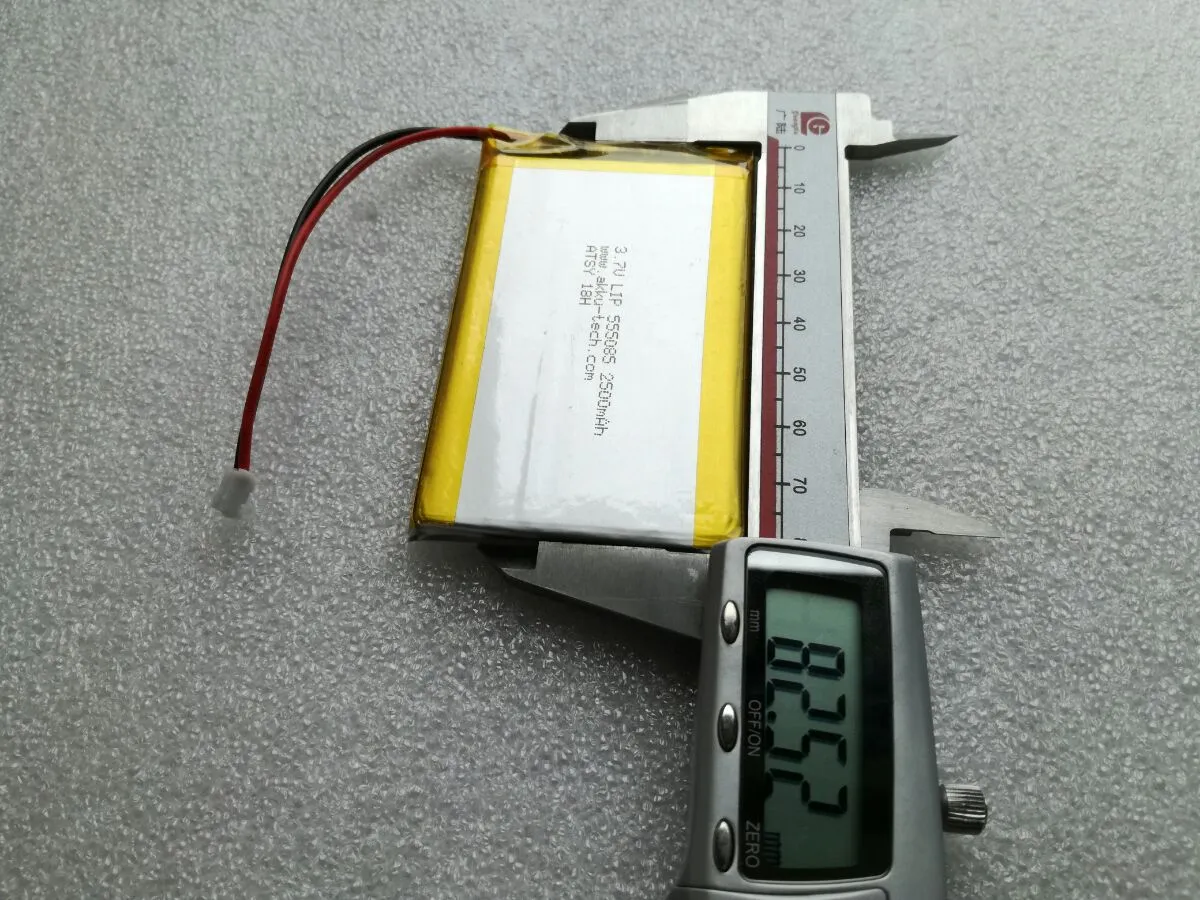 Lithium Ion Polymer Battery 3.7v 2500mA with JST connector