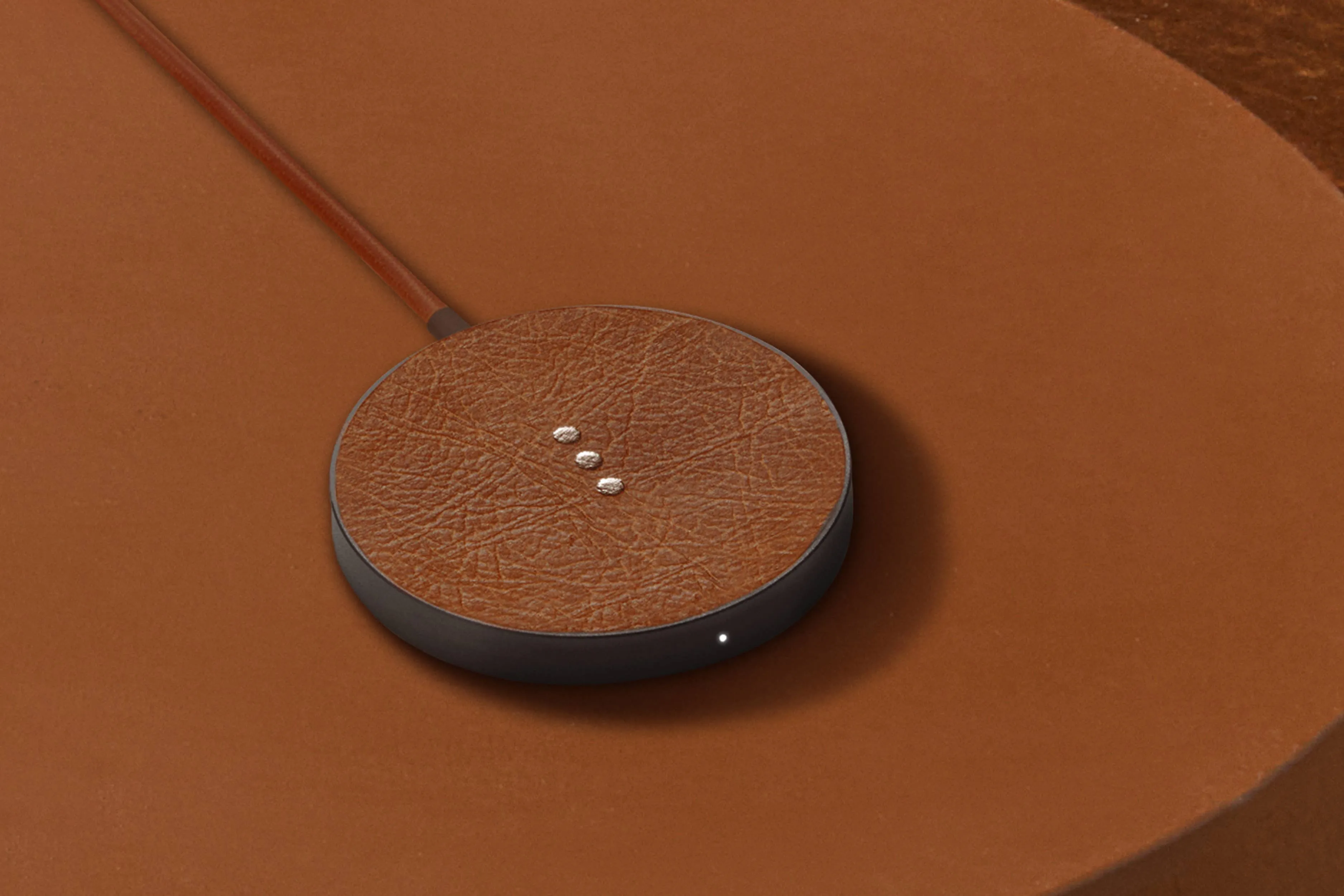 MAG:1 - Classics Leather Wireless Charger (Magnetic)