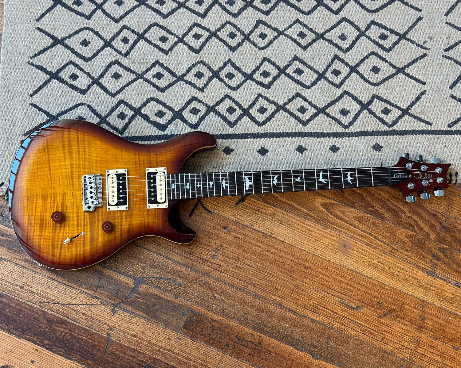 Paul Reed Smith SE Custom 24