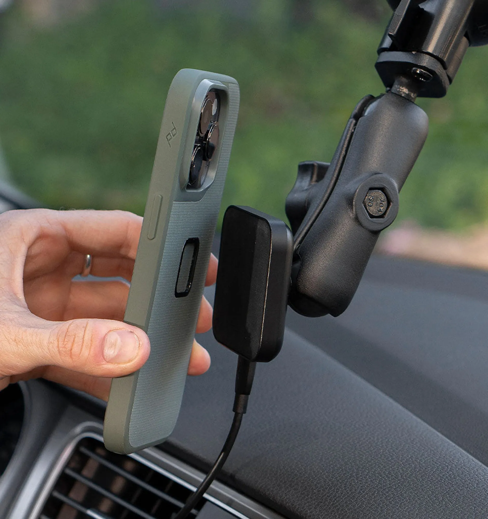 Peak Design Mobile Mount 1" Ball Charging Adapter - Qi2