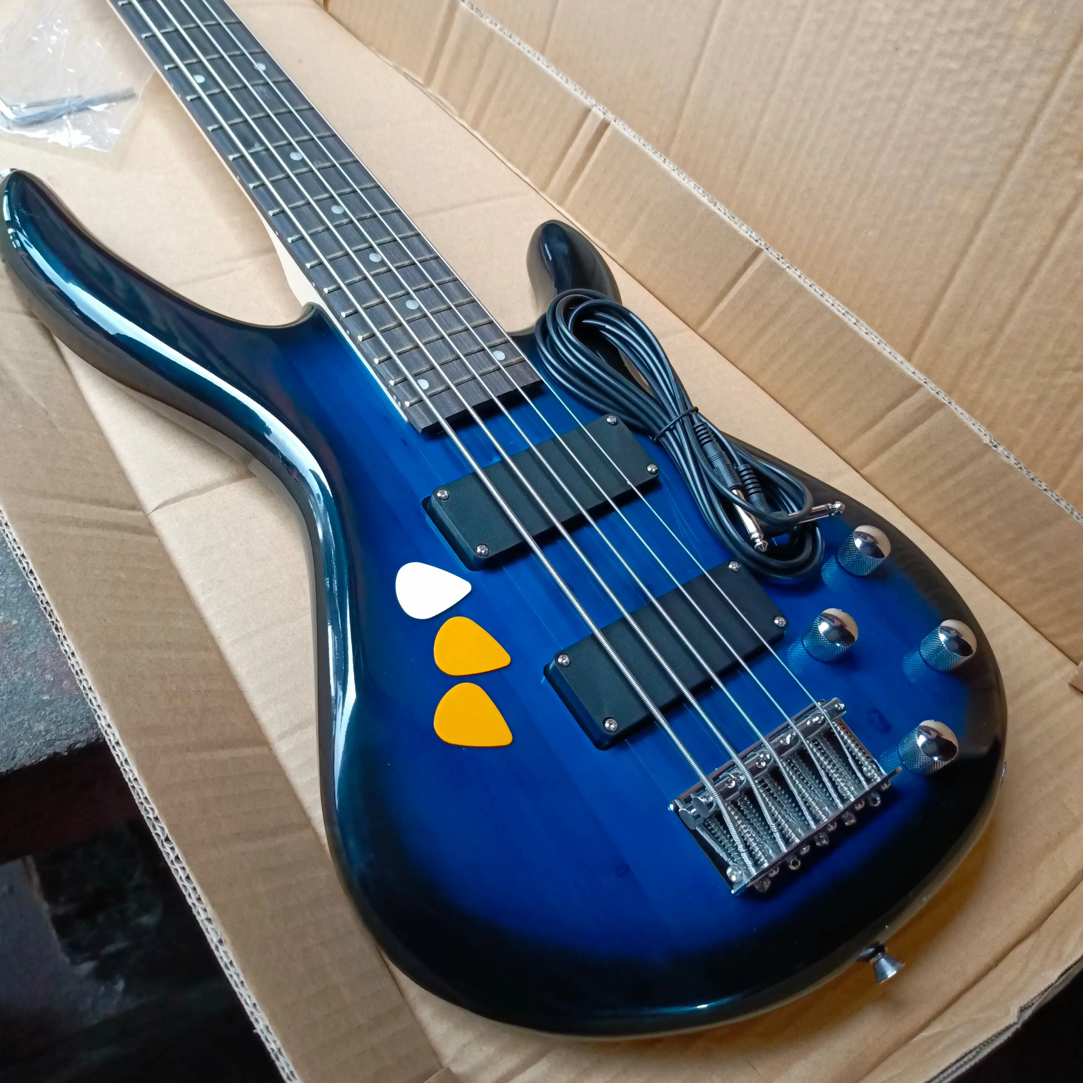 Premium 5-String 22-Flet Electric Bass Guitar with 4 Control Knob - Brand New