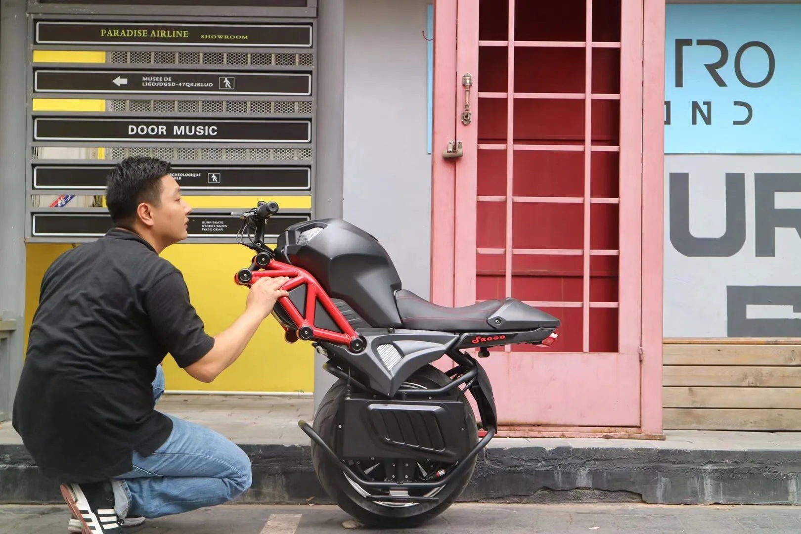 Self Balancing Electric Unicycle Scooter