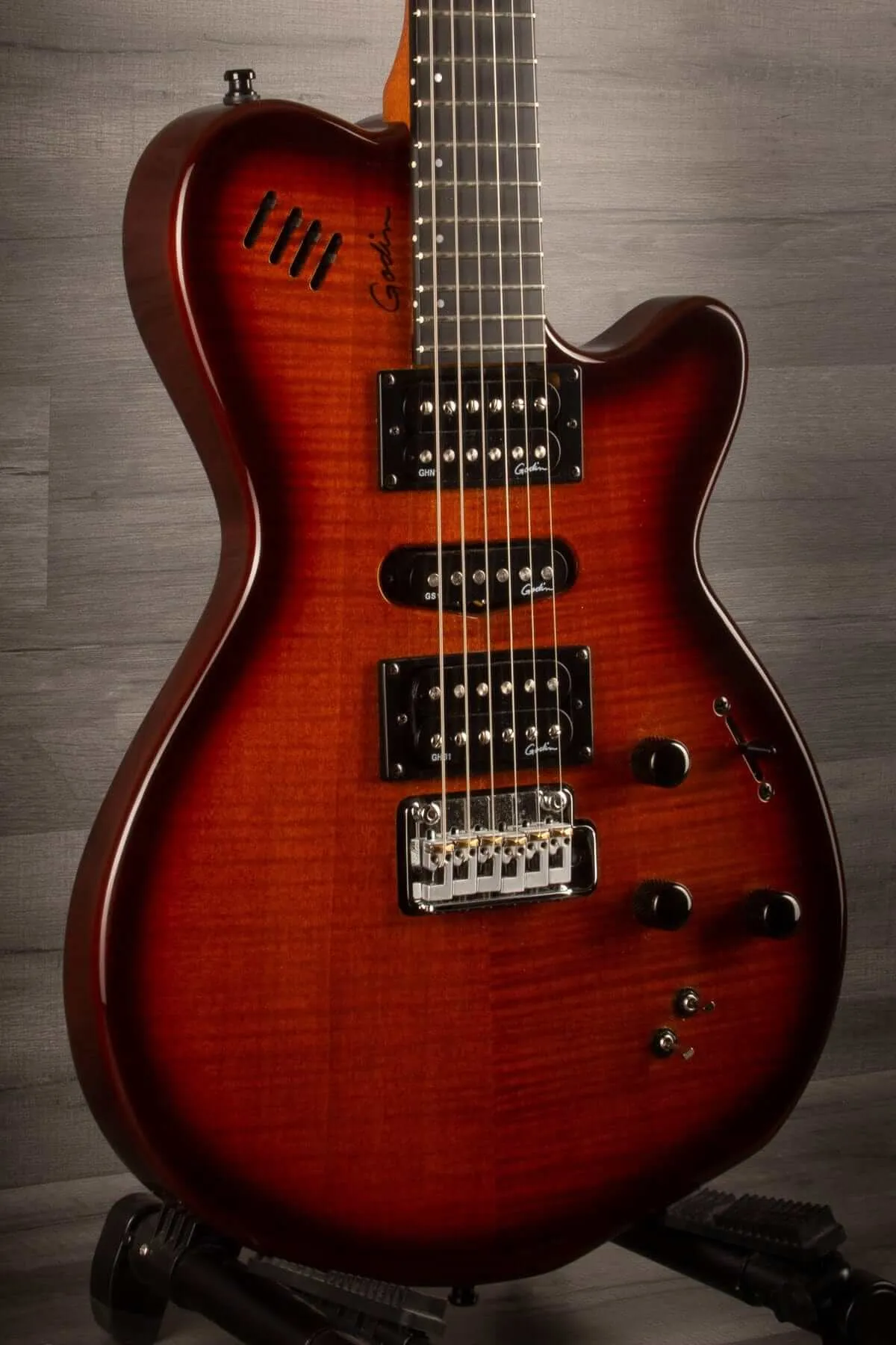 USED - Godin xtSA Light Burst Flame